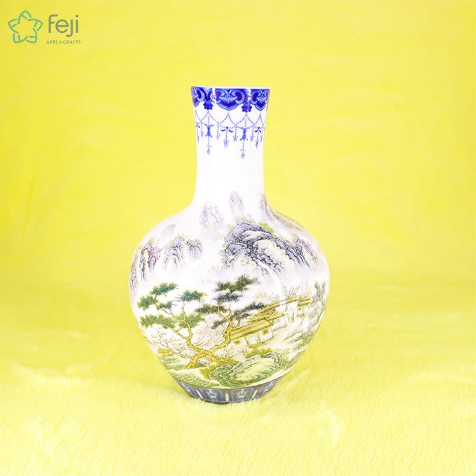 Chinese Porcelain Vase