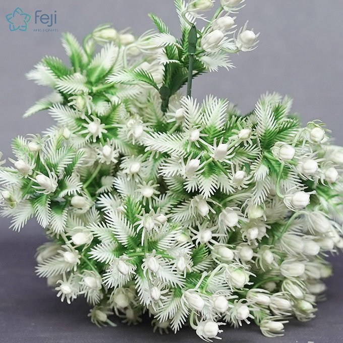 White Green Leaf Bunch